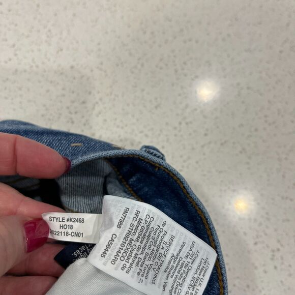 Madewell 10" High Rise Skinny Jeans – Button Front Edition (Size 26) - Picture 7 of 16